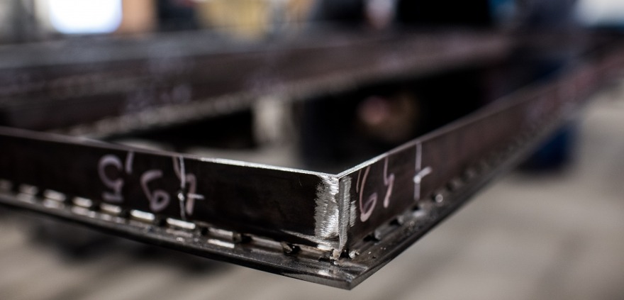 Profil en acier à rupture de pont thermique